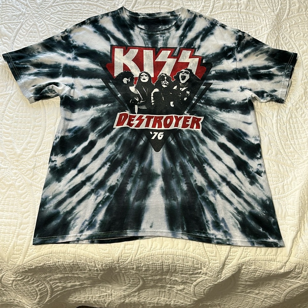 Kiss Destroyer ‘76 Rock Band Tie-Dye t-shirt
